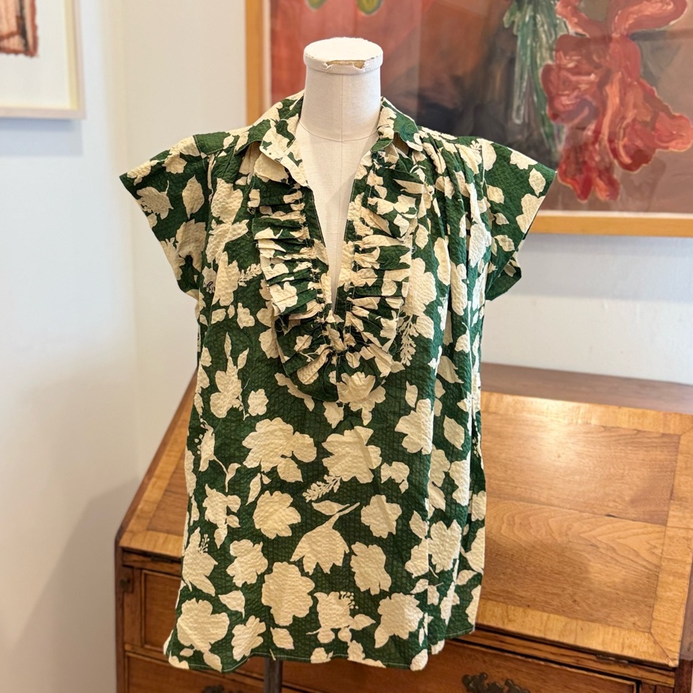 Women’s Green Floral Ruffle V-Neck Top